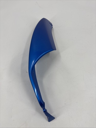 Carena posteriore destra blu