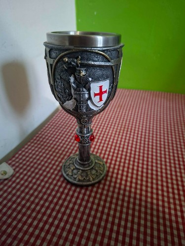 Calice del cavaliere valoroso - cavaliere,