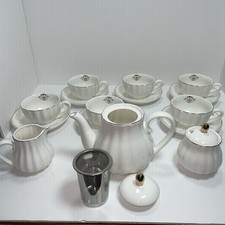 Set da tè in porcellana