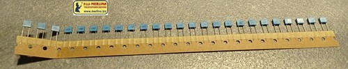 Condensatore poliestere - 25, pz