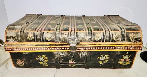 Antico baule forziere - baule, ferro