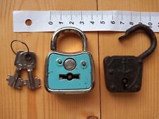 Lotto 2 lucchetti antichi acciaio e ferro BURG e OAL  Come da foto