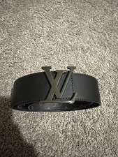 Louis vuitton initiales - lv,