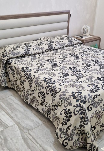 280x250 copriletto