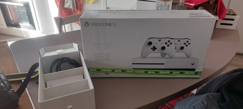 Microsoft xbox one - one, s