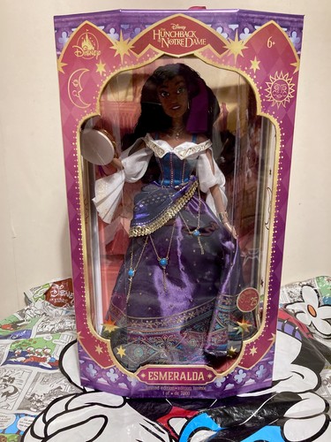 Disney store esmeralda limited - disney,