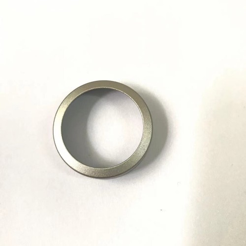Anello obiettivo fotocamera