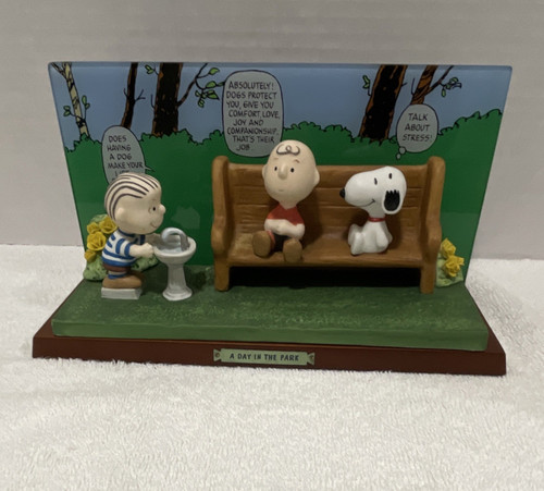 Statuina peanuts charlie brown - statuina,