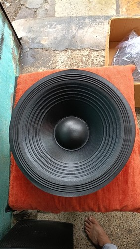 Pollici woofer - 15",
