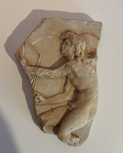 Bassorilievo pietra kairos dio - kairos,