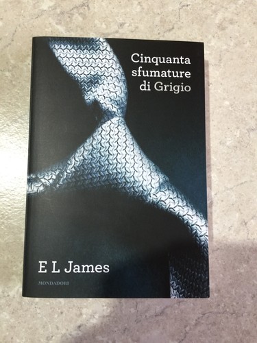 Libro cinquanta sfumature - “,