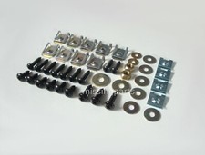 Set Di Viti Per Sottoscocca