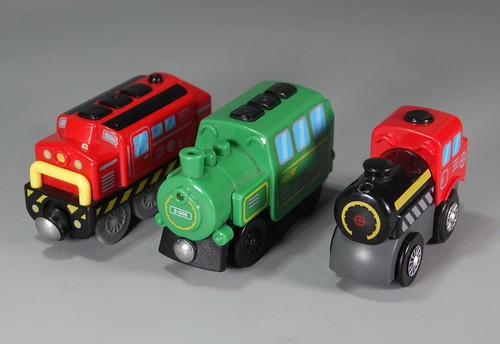 Treni motorizzati batteria - a,