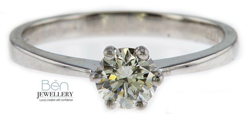 Anello con diamanti - , naturali