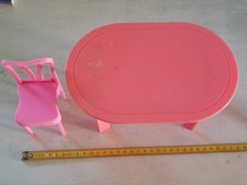 BARBIE BAMBOLA BARBIE LOTTO ACCESSORI ASSORTITI TAVOLO DA GIARDINO + SEDIA