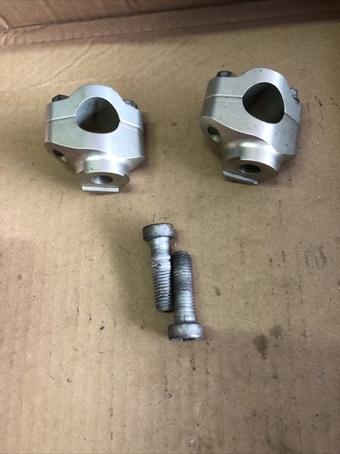 Attacchi manubrio ktm 125 - attacchi,