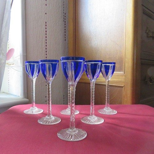 Bicchieri liquore colore blu - colore,