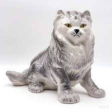 Figura Vintage In Porcellana