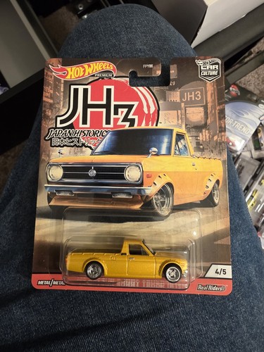Nuovo hot wheels datsun - nuovo,