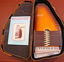 Oscar Schmidt OS-15B Autoharp