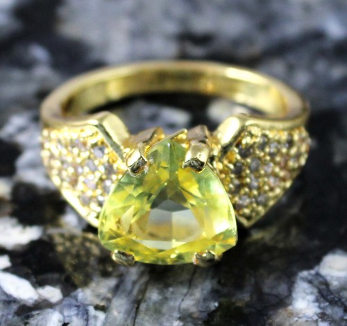 Naturale cubico giallo - naturale, 8.55