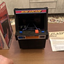 Tomy Cosmic Clash gioco