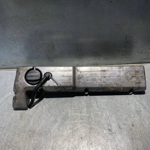 Coperchio valvola motore