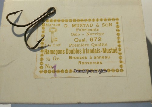 Mustad 672 ami hooks - ami,