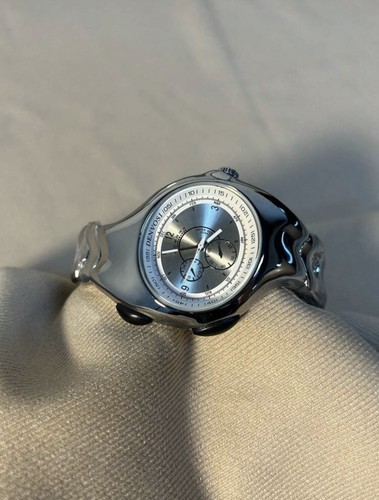 Orologio futuristico stile - futuristico,