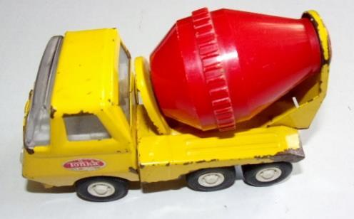 Vintage tiny tonka - (1), cement