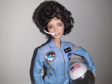 BARBIE SALLY RIDE ASTRONAUT