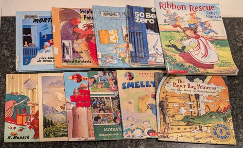 Robert munsch book lot i - 11, lot~i