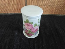 Pot en porcelaine de Paris