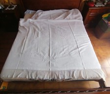 Lenzuola ricamate a mano, corredo 1920 circa.