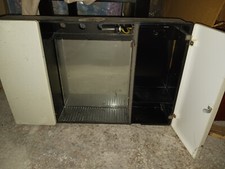 ARMADIETTO DA BAGNO PORTA MEDICINALI IN PLASTICA BIANCA DUE ANTE ANNI 70 VINTAGE