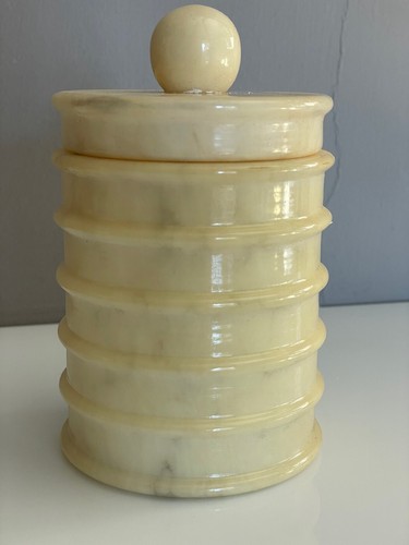 Contenitore con coperchio - con,