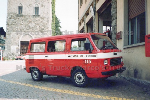 Foto camion fiat 238 - 238, vigili