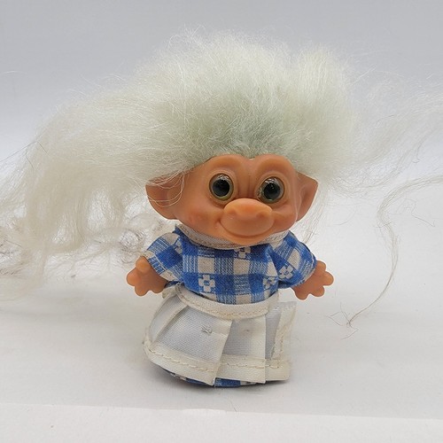 Bambola troll bambina