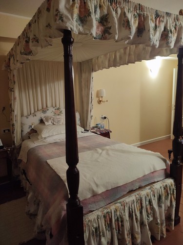 Letto baldacchino - a,