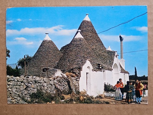 Cartolina alberobello trulli - alberobello.,