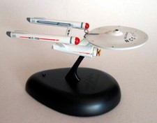 HALLMARK KEEPSAKE STAR TREK TOS ENTERPRISE NCC-1701 w SOUNDING STAND and LIGHTS