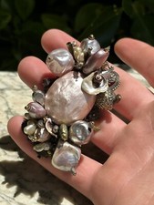 Importante Spilla & Gioielli