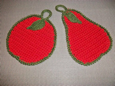 COPPIA DI PRESINE VINTAGE ALL' UNCINETTO  - FORMA MELA E PERA