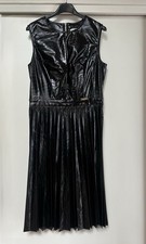 Twin Set by Simona Barbieri