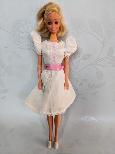 Barbie first 1981 - barbie, my