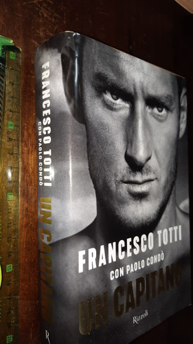 Libro capitano di - ,