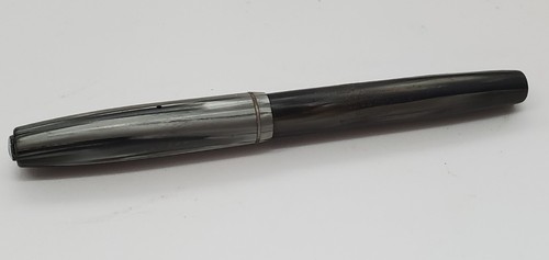 Antica penna stilografica - c7,