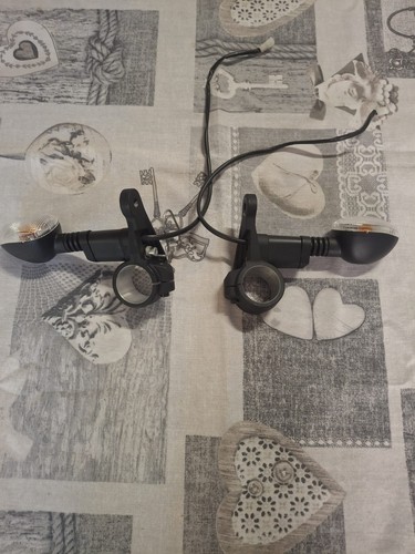 Coppia frecce supporti moto - supporti,