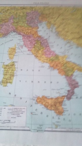 Carte geografiche plastificate