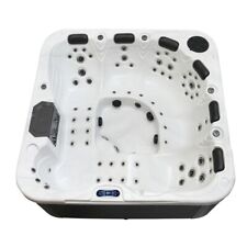 Mini piscina con idromassaggio